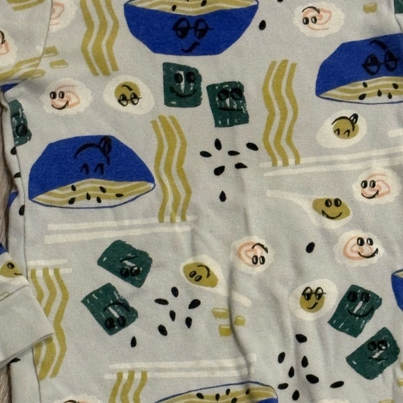 Tea Collection Ramon PJs - Picture 2 of 4